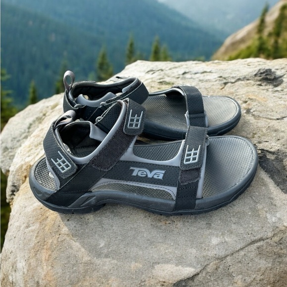 Teva Men’s Minam Hiking Sport Sandal. Size 9. Excellent Condition. - Picture 6 of 10